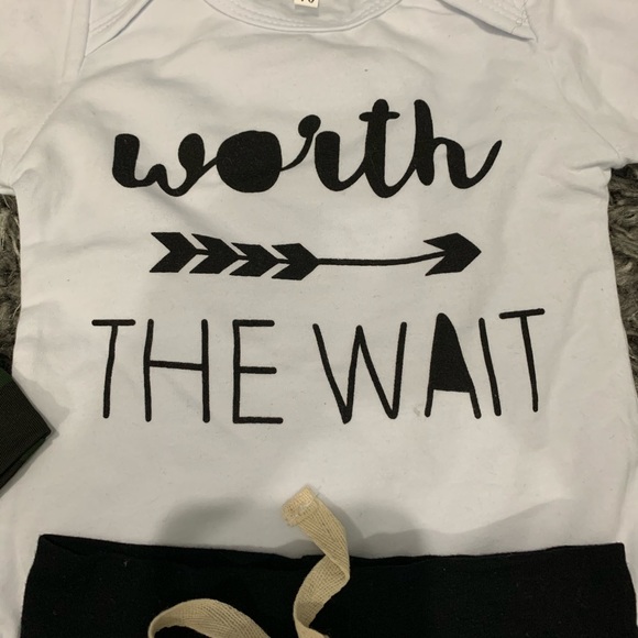 Two piece Camo set w/hat - Picture 4 of 4